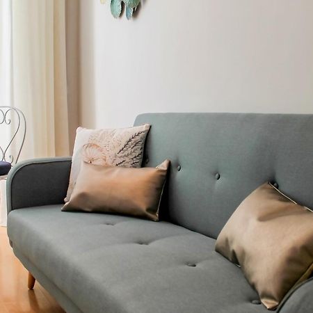 Apartamentos Living4Malaga Deluxe Bagian luar foto