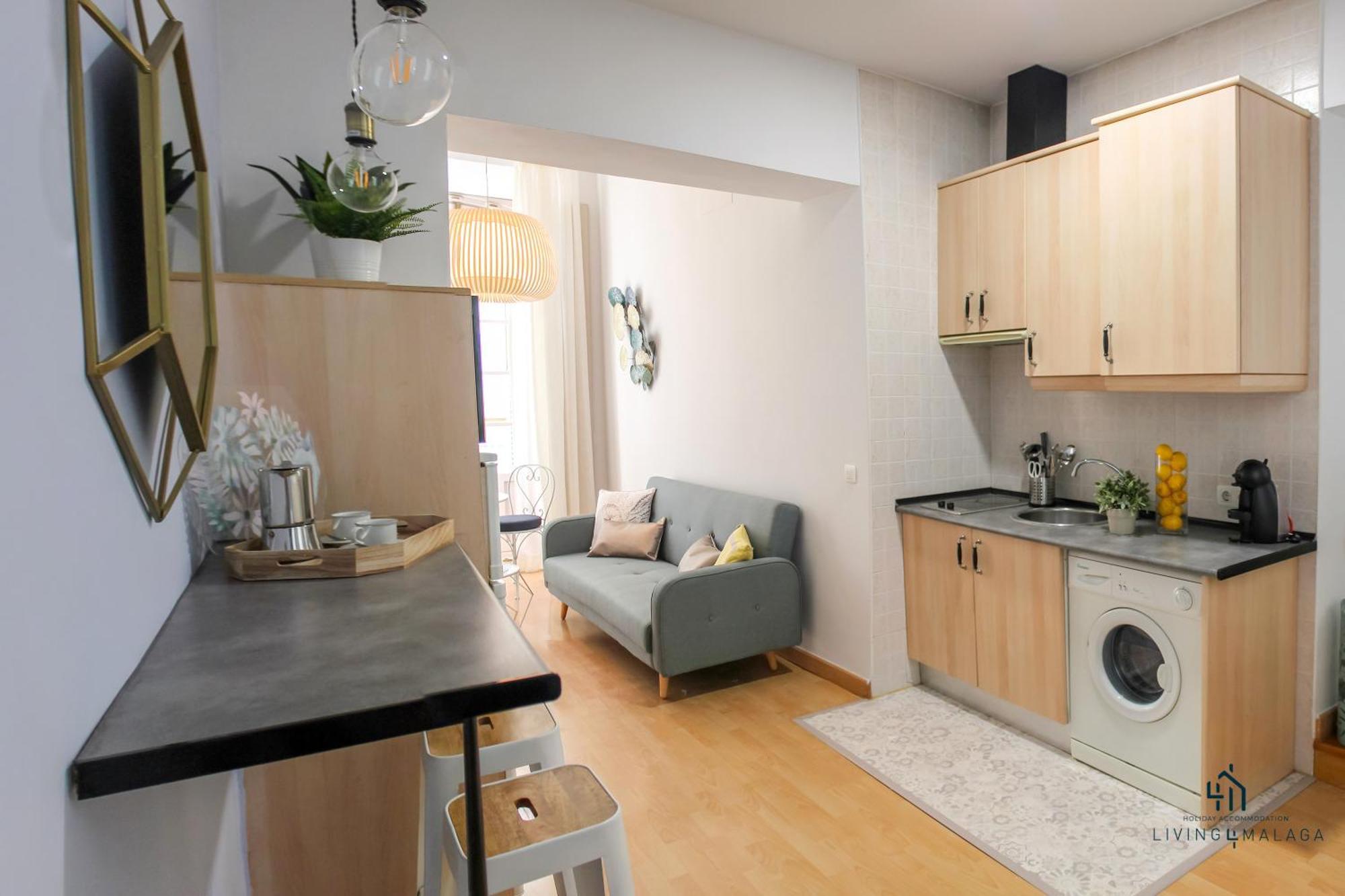 Apartamentos Living4Malaga Deluxe Bagian luar foto