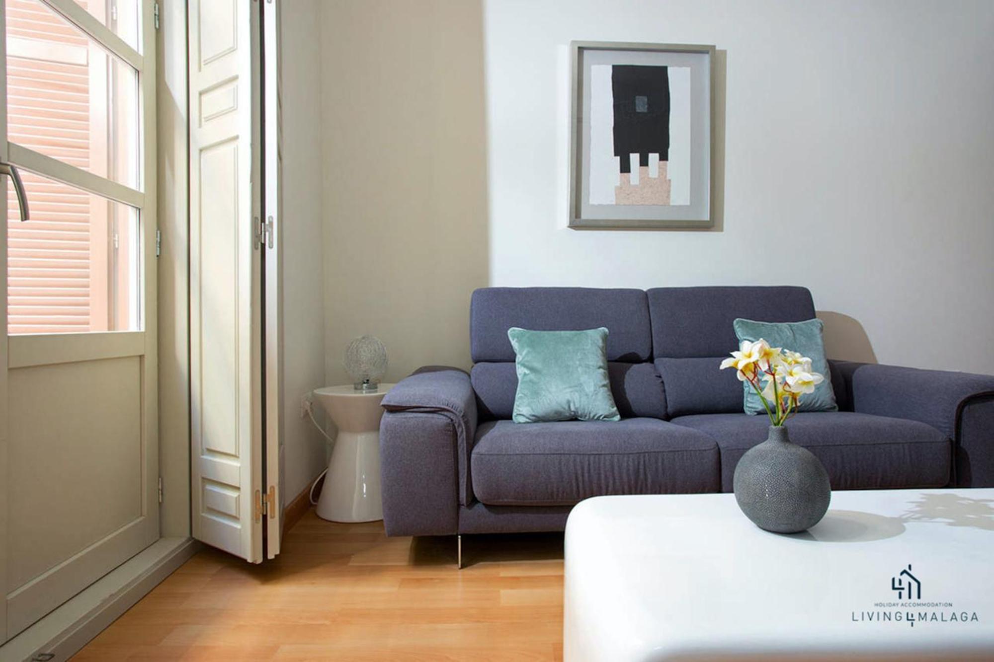 Apartamentos Living4Malaga Deluxe Bagian luar foto